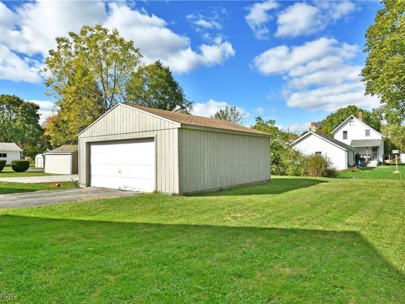 227 Maplewood Avenue, Struthers, OH 44471 Photo 7