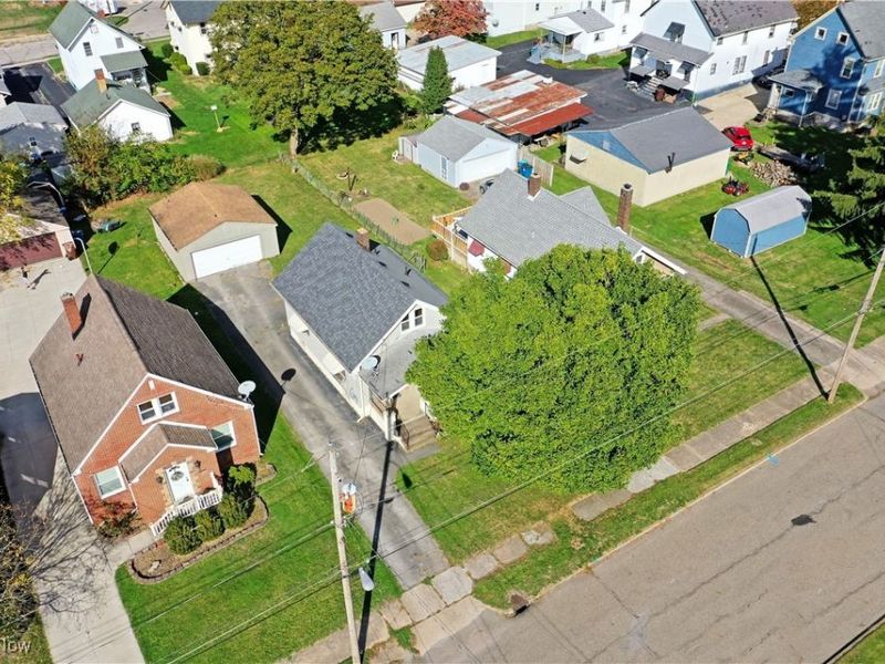 227 Maplewood Avenue, Struthers, OH 44471 Photo 8