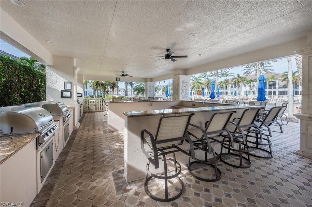 510 Avellino Isles Cir, Unit 2-202, Naples, FL 34119 Photo