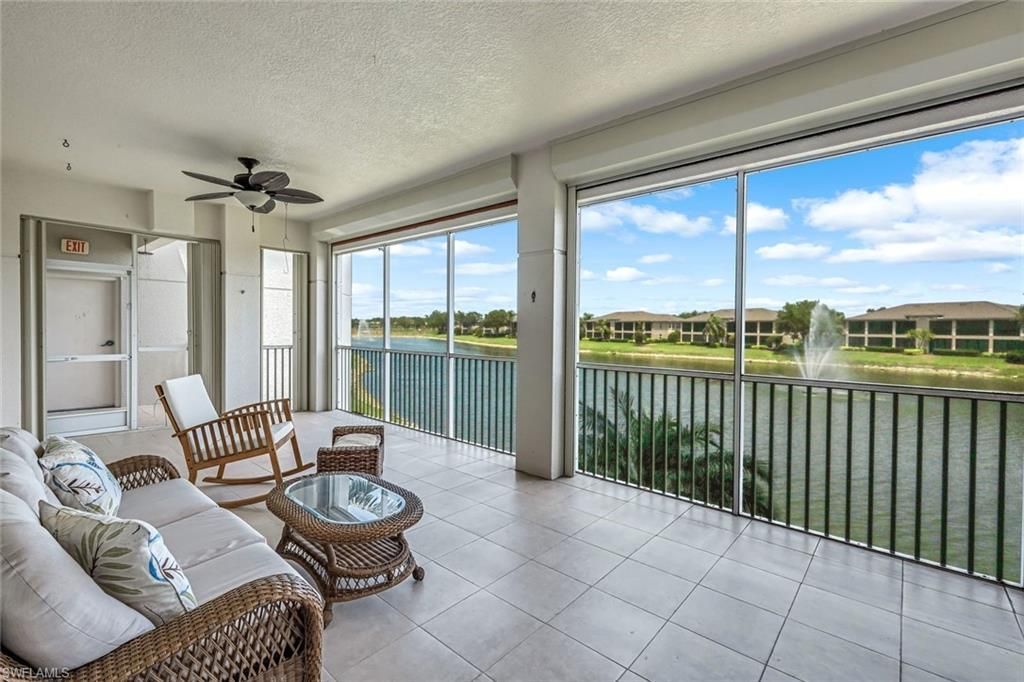 510 Avellino Isles Cir, Unit 2-202, Naples, FL 34119 Photo
