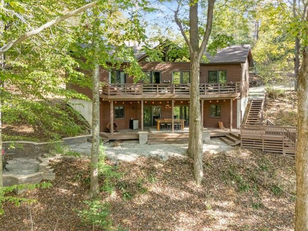 201 Apache Lane, Hide A Way Hills, OH 43107