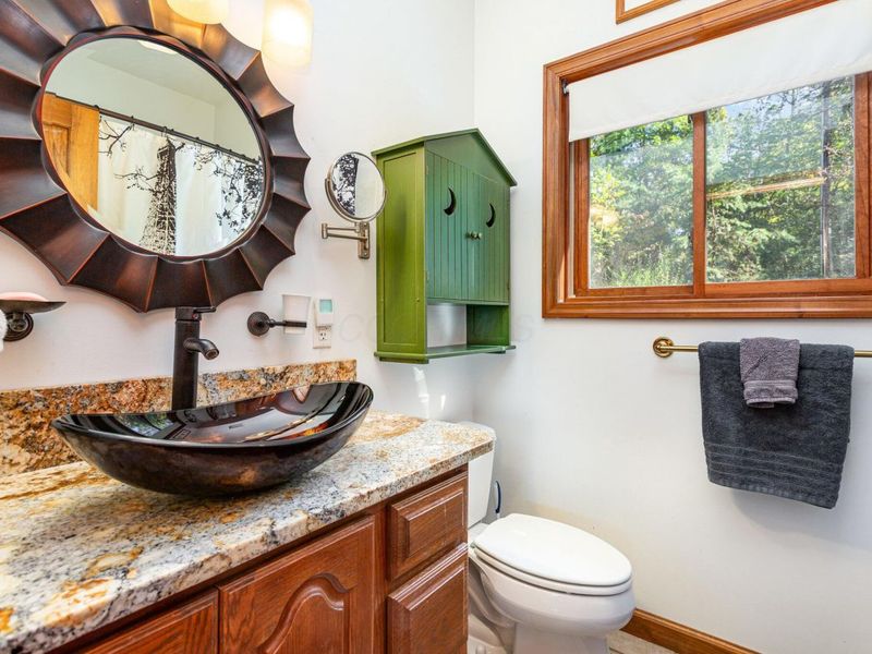 201 Apache Lane, Hideaway Hills, OH 43107 Photo 18