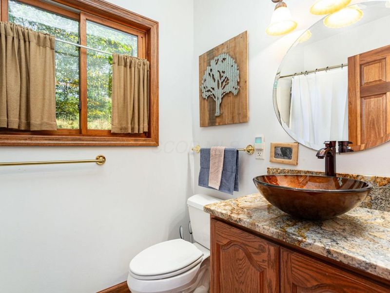 201 Apache Lane, Hideaway Hills, OH 43107 Photo 23