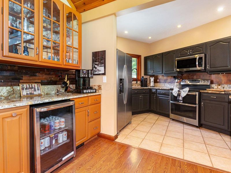 201 Apache Lane, Hideaway Hills, OH 43107 Photo 9