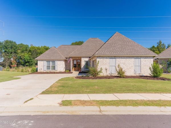 125 Willow Way, Canton, MS 39046