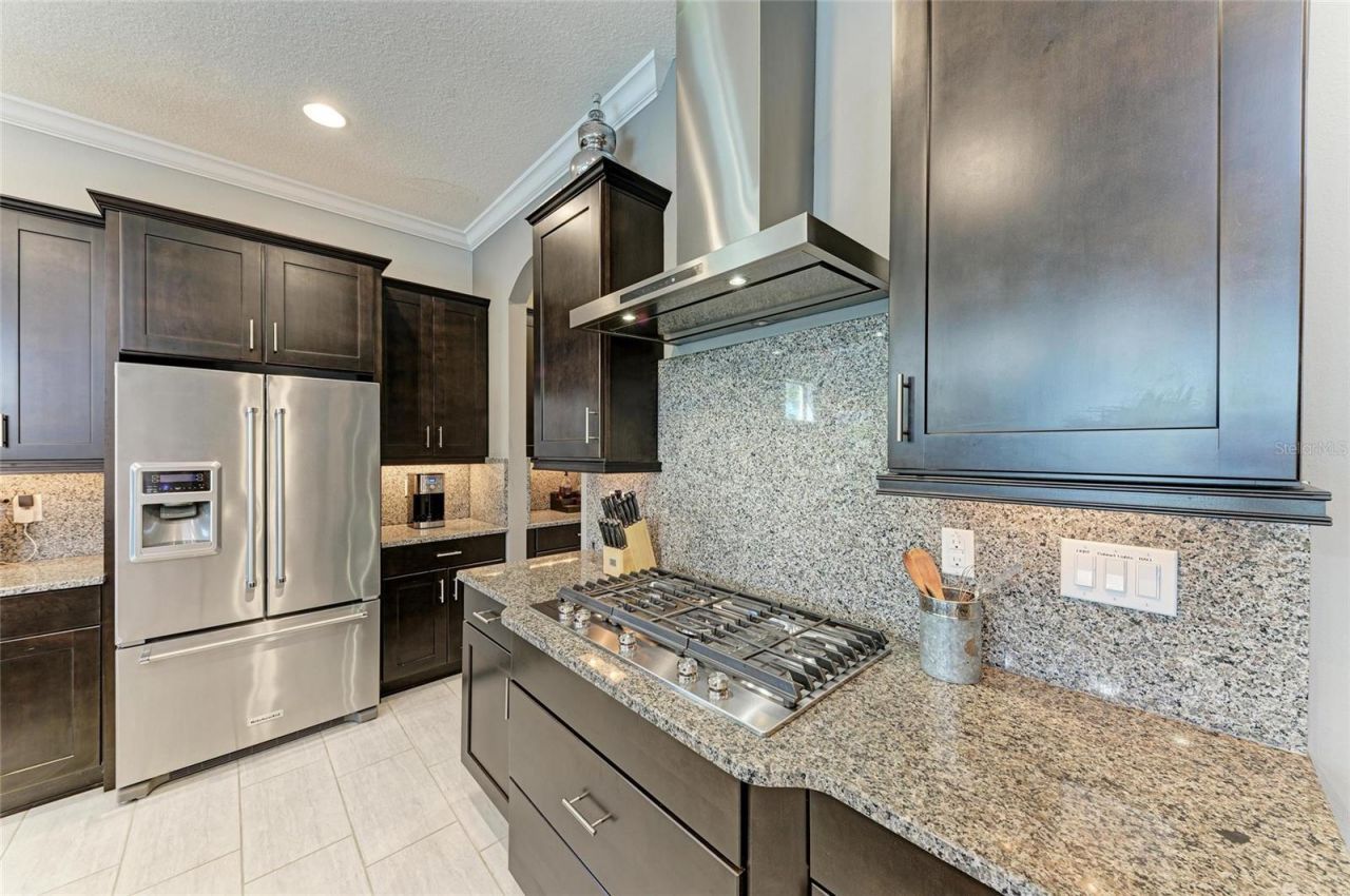 10215 Marbella Drive, Bradenton, FL 34211 Photo