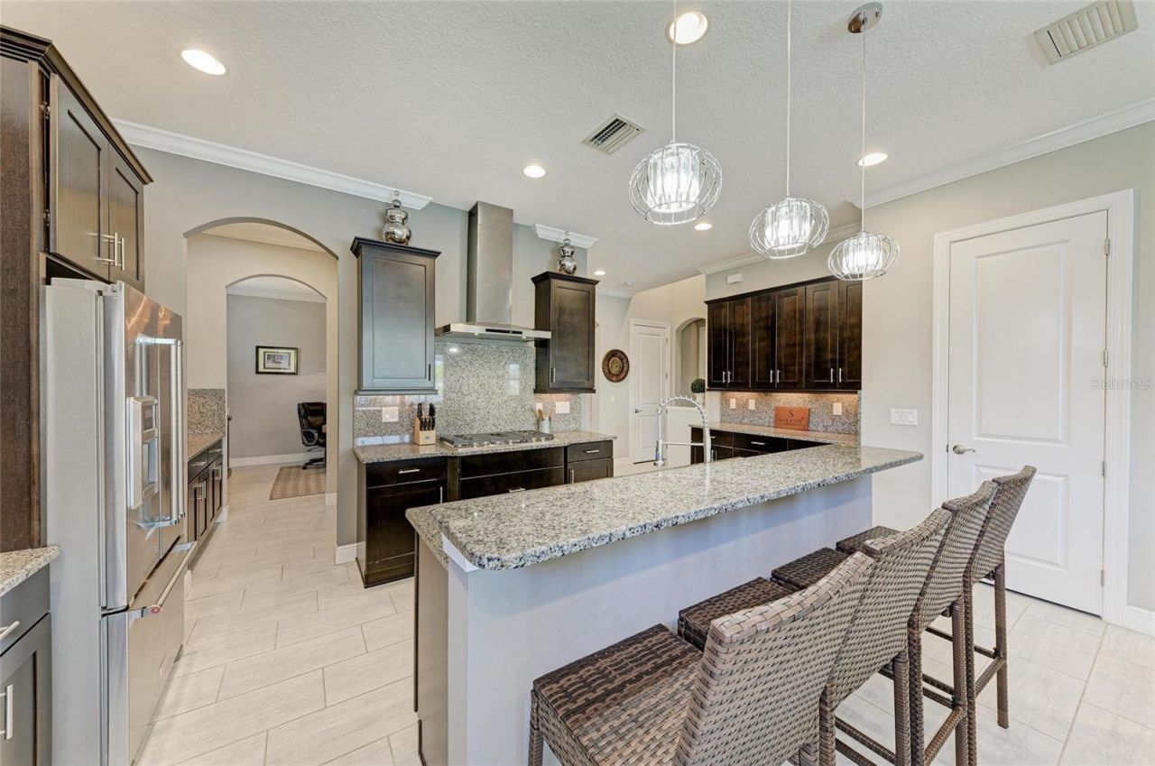 10215 Marbella Drive, Bradenton, FL 34211 Photo