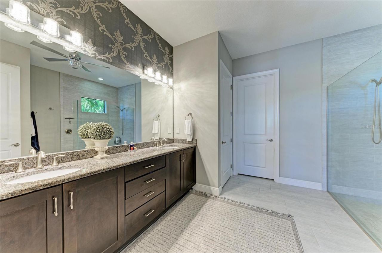 10215 Marbella Drive, Bradenton, FL 34211 Photo