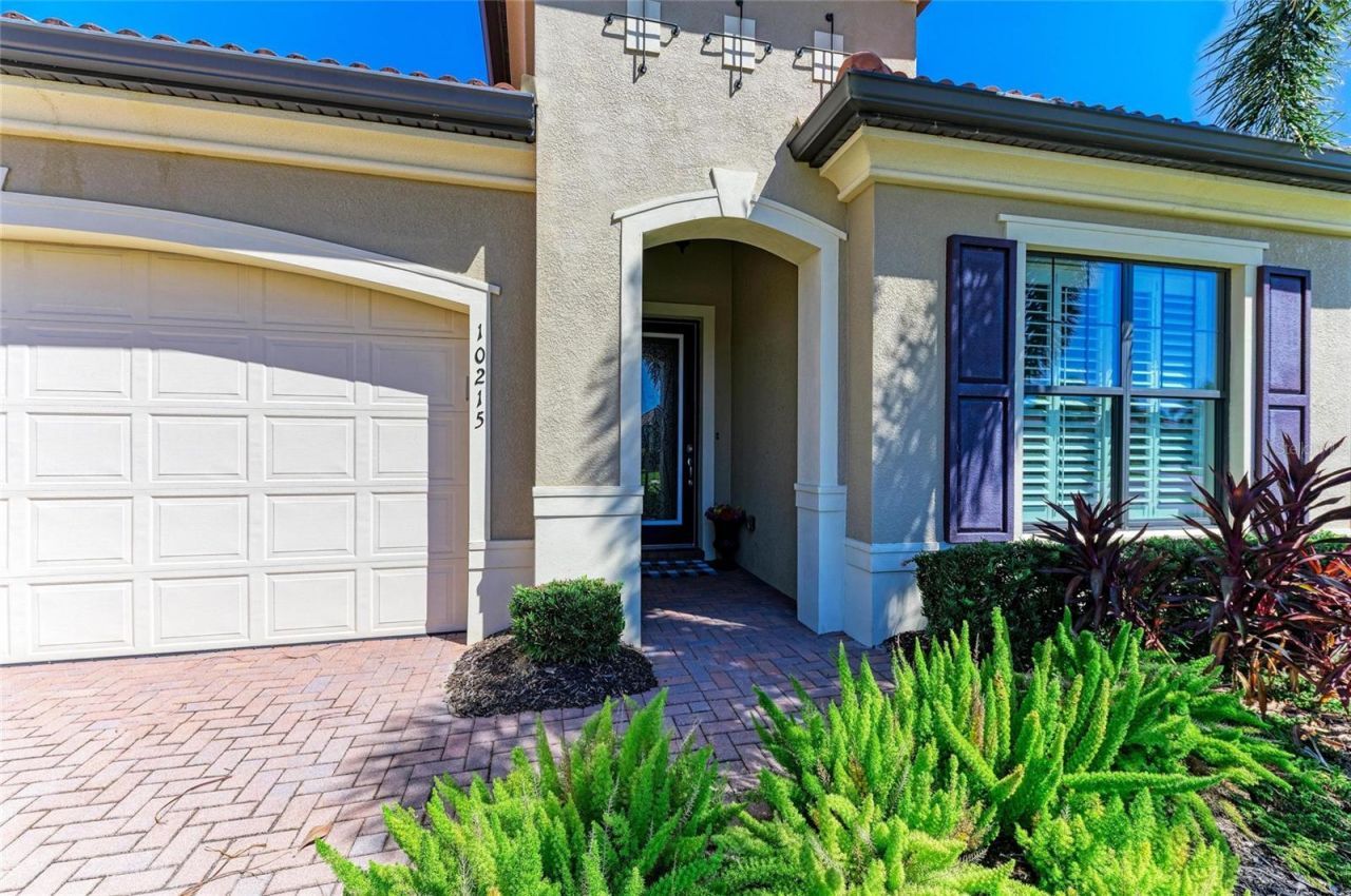 10215 Marbella Drive, Bradenton, FL 34211 Photo