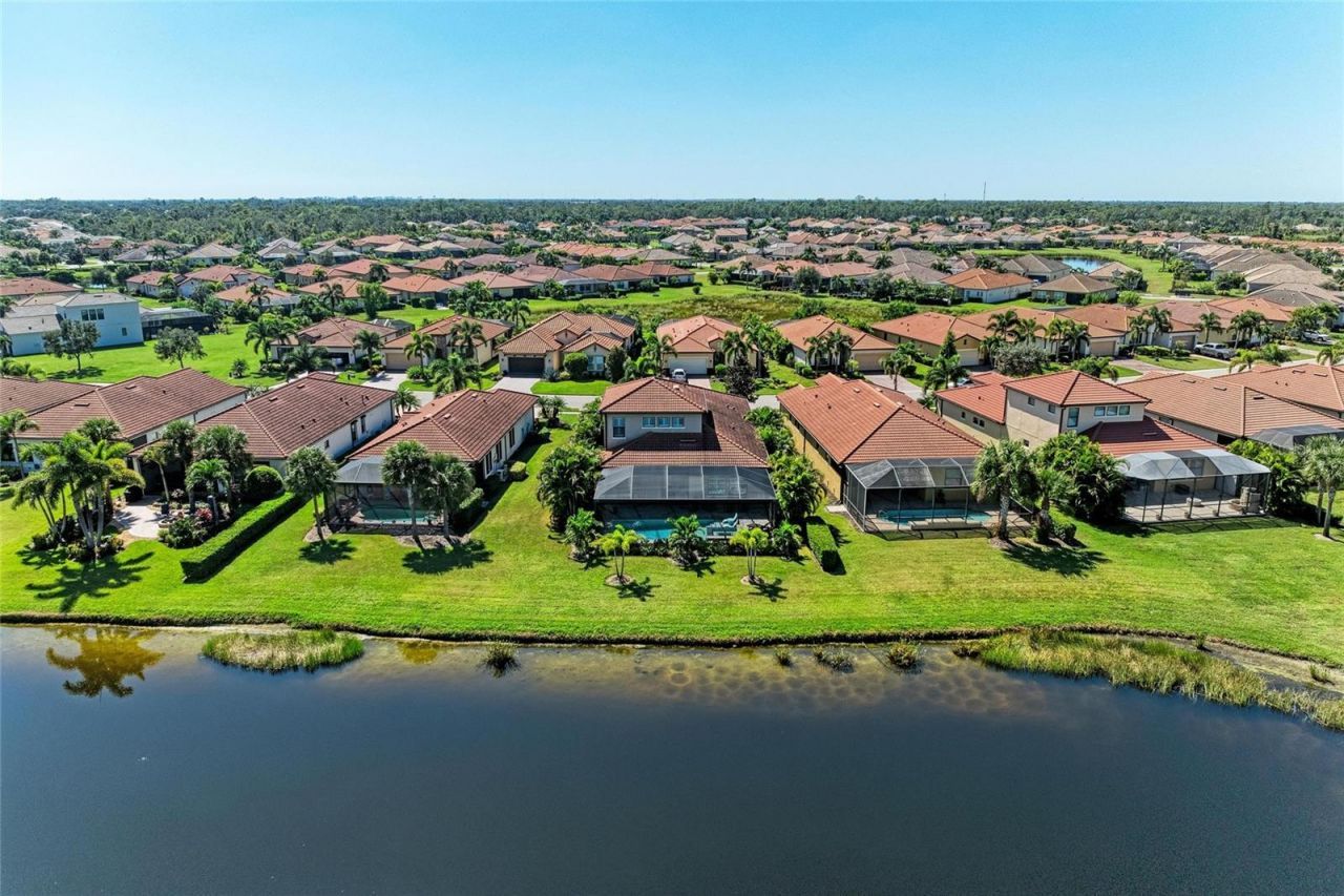 10215 Marbella Drive, Bradenton, FL 34211 Photo