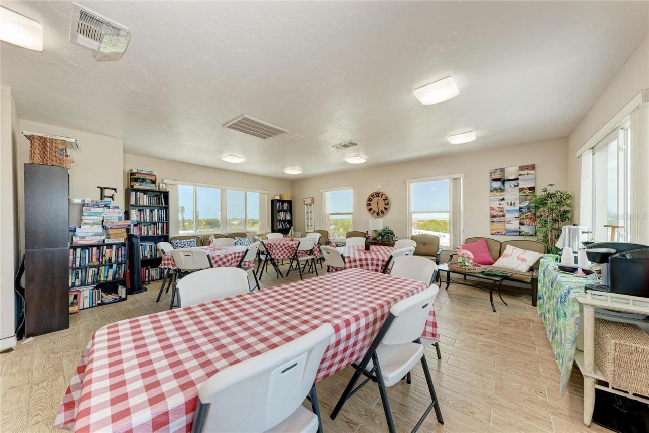 4040 Ironwood Circle, Unit 401F, Bradenton, FL 34209 Photo