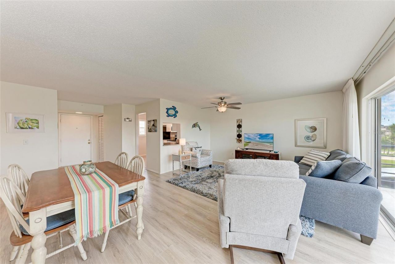 4040 Ironwood Circle, Unit 401F, Bradenton, FL 34209 Photo