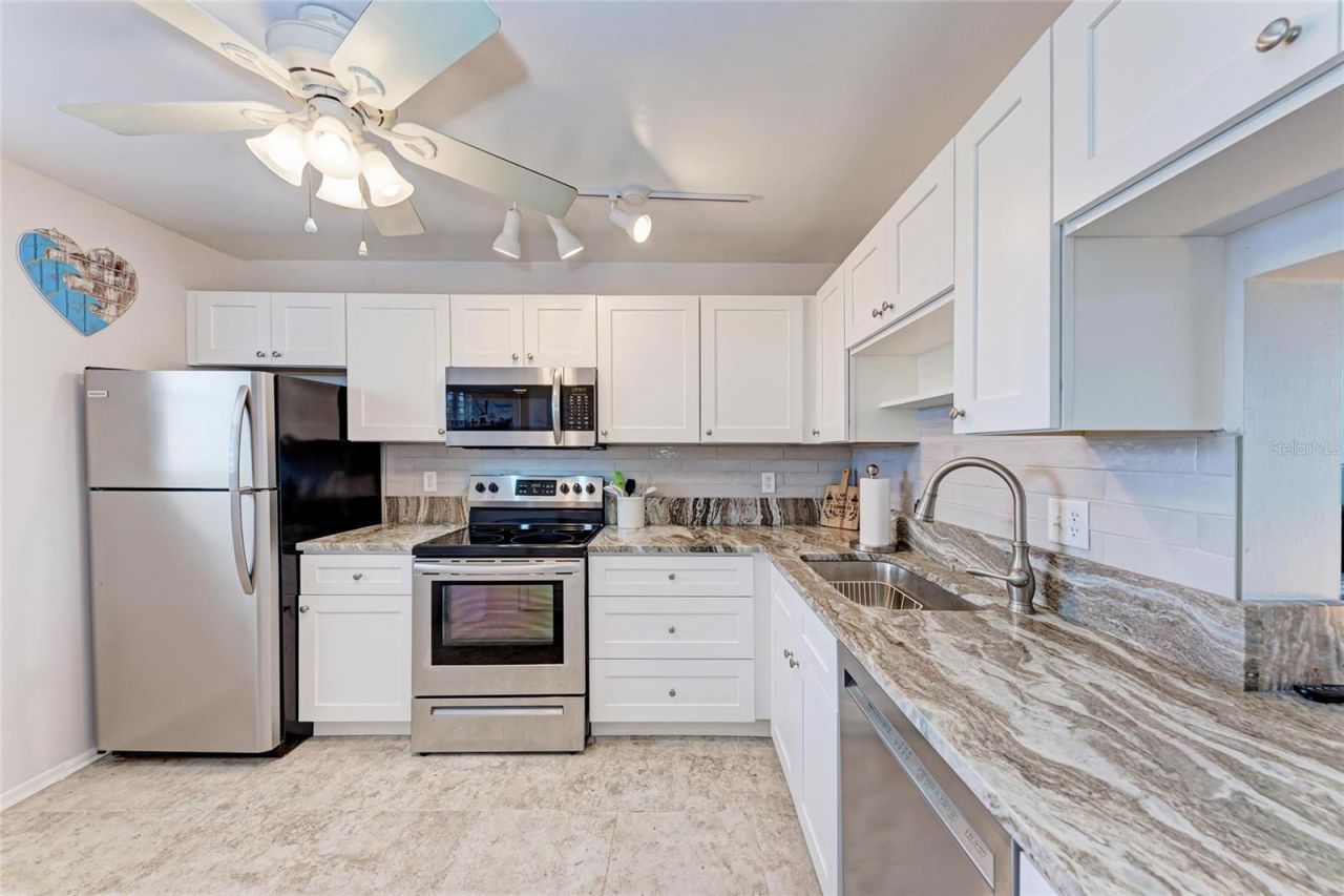 4040 Ironwood Circle, Unit 401F, Bradenton, FL 34209 Photo