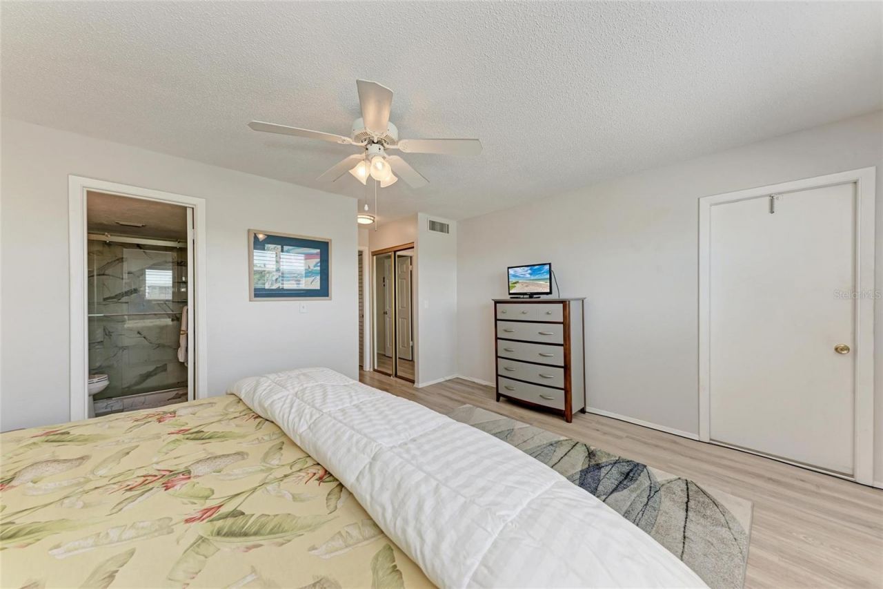 4040 Ironwood Circle, Unit 401F, Bradenton, FL 34209 Photo
