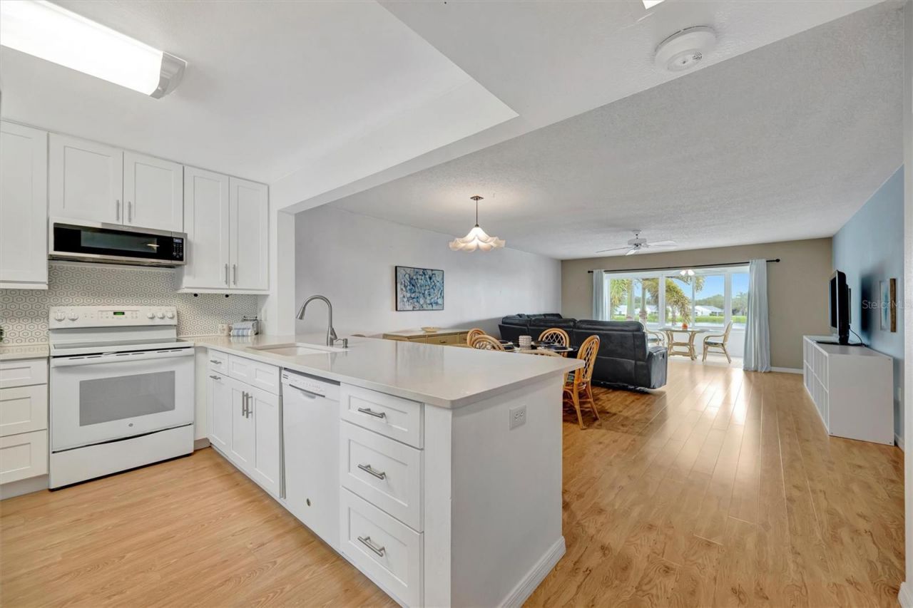 119 Tidewater Drive, Bradenton, FL 34210 Photo