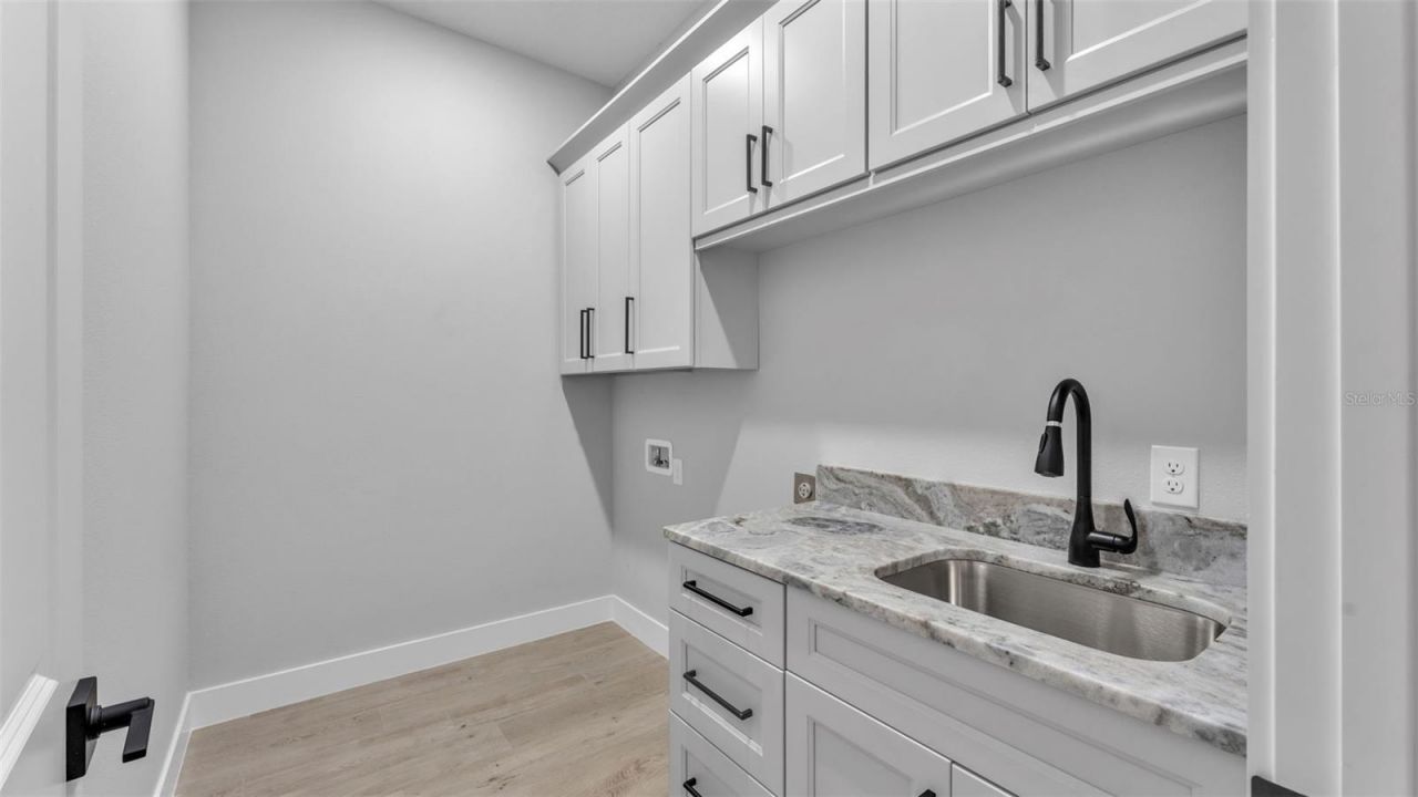 5039 Cliffside Drive, Lakeland, FL 33812 Photo