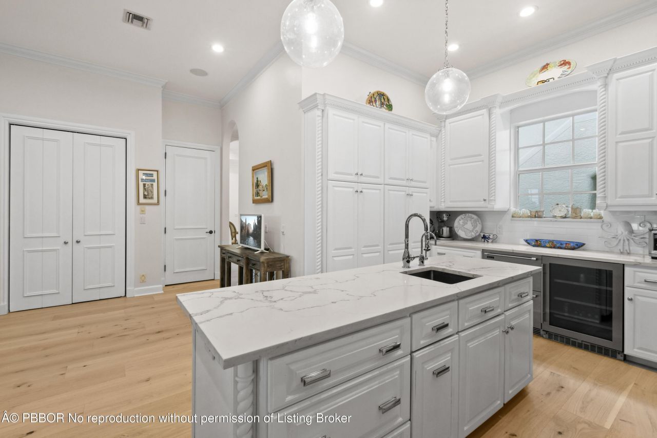 201 Avila Road, West Palm Beach, FL 33405 Photo