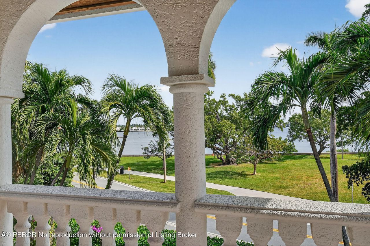 201 Avila Road, West Palm Beach, FL 33405 Photo