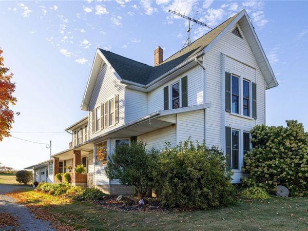 4588 Middle Reservation Rd, Perry, NY 14530