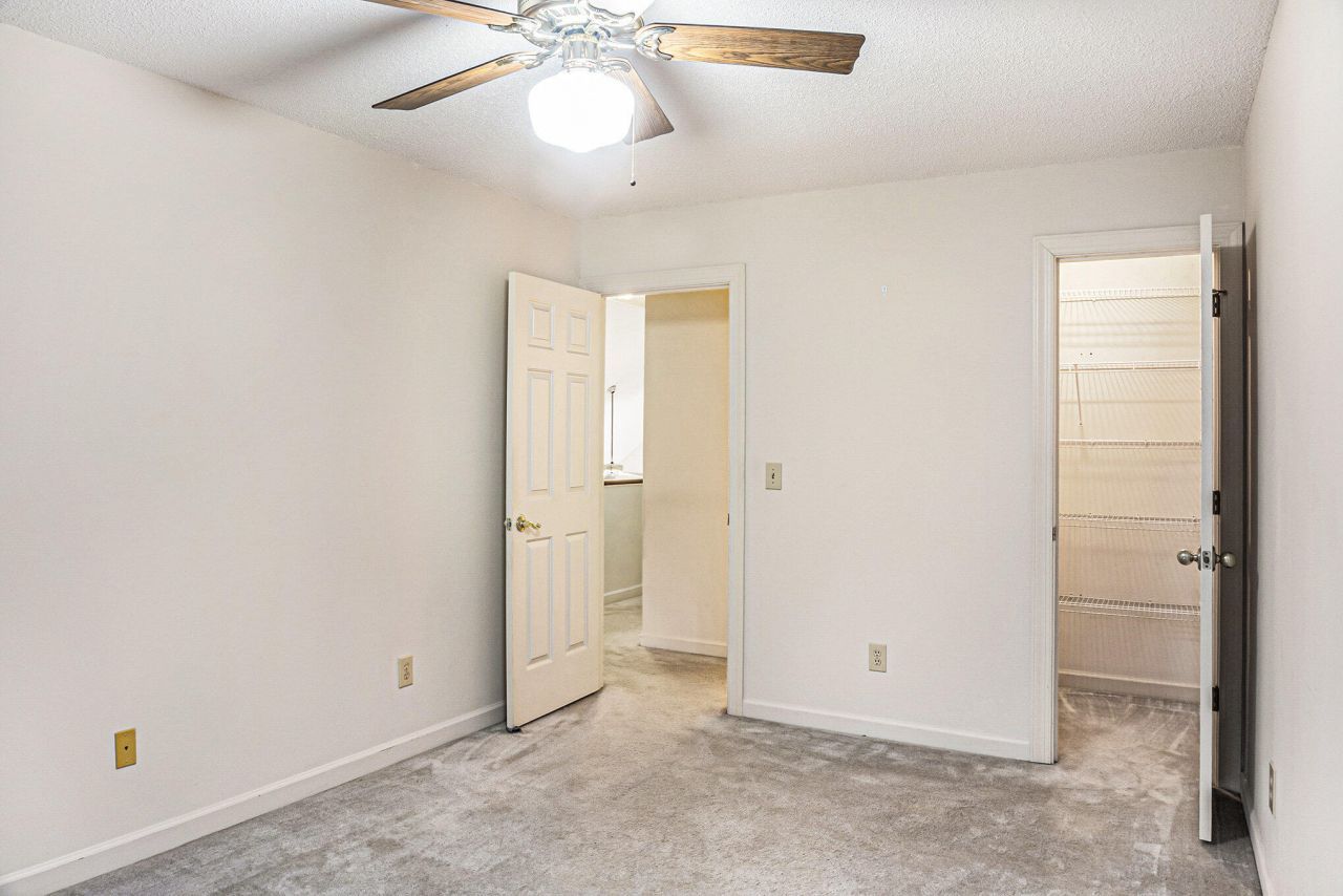 1530 Sterling Oaks Drive Photo 21