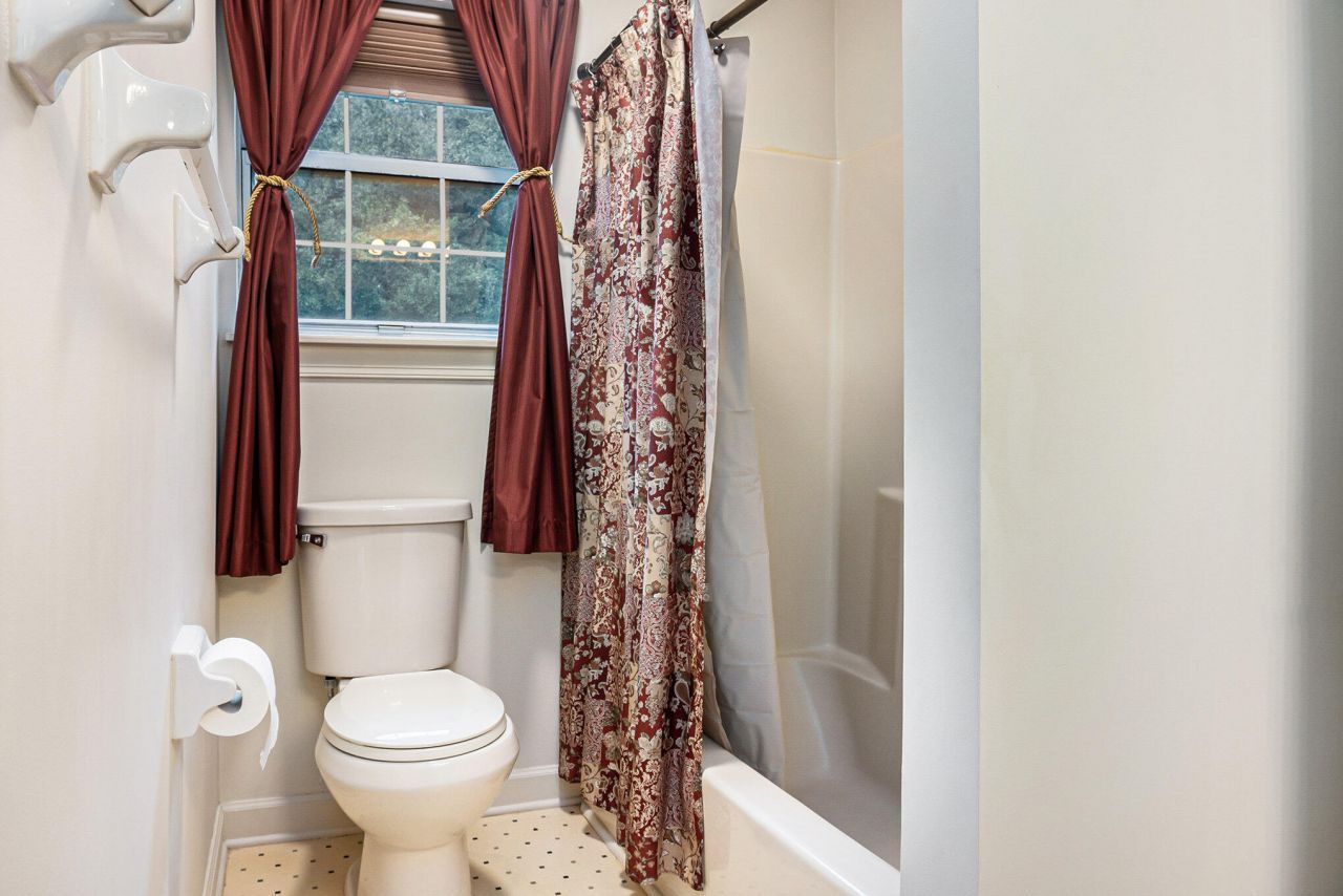 1530 Sterling Oaks Drive Photo 23