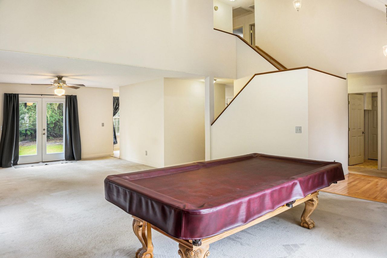 1530 Sterling Oaks Drive Photo 6