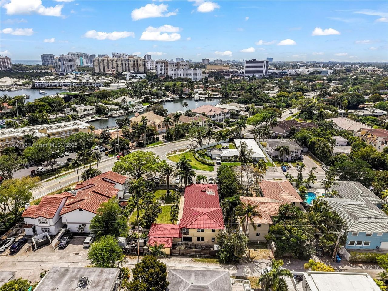 2625 NE 13th Ct, Fort Lauderdale, FL 33304 Photo