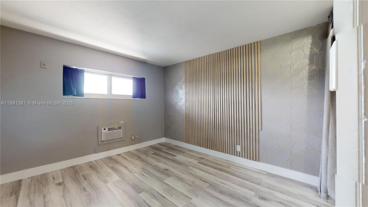 13105 Ixora Ct, Unit 303, North Miami, FL 33181 Photo