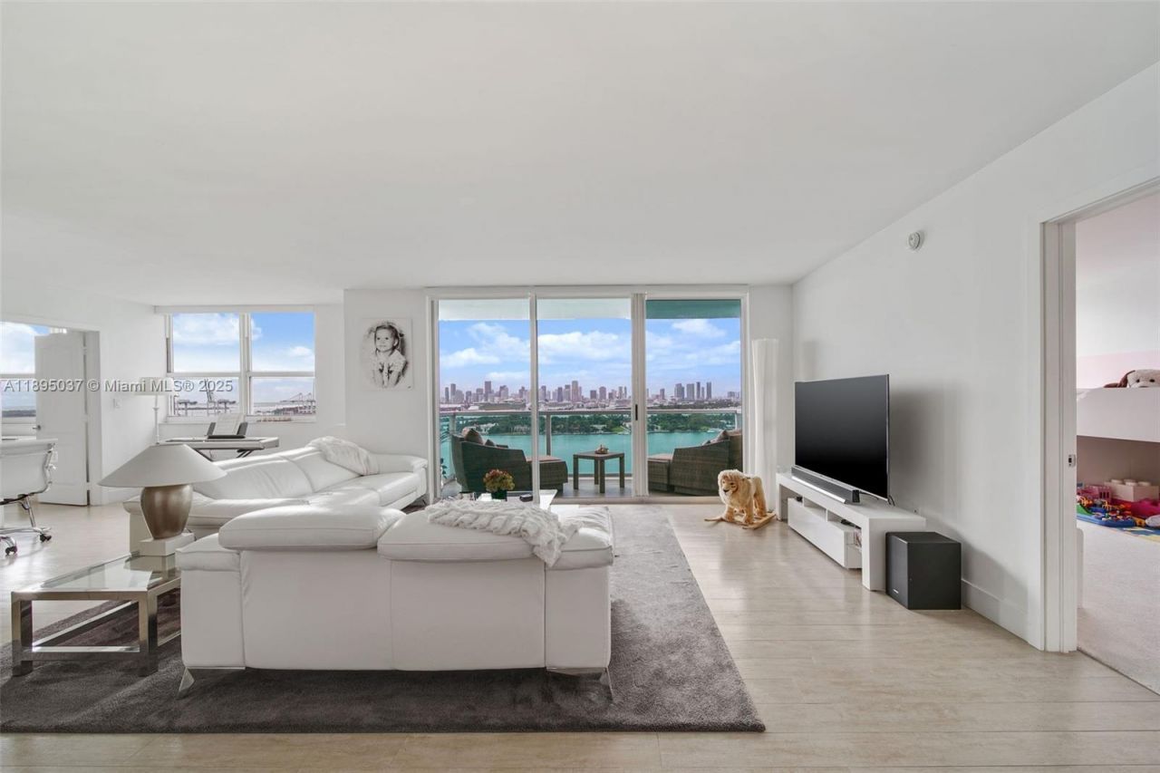 650 West Ave, Unit 2107, Miami Beach, FL 33139 Photo