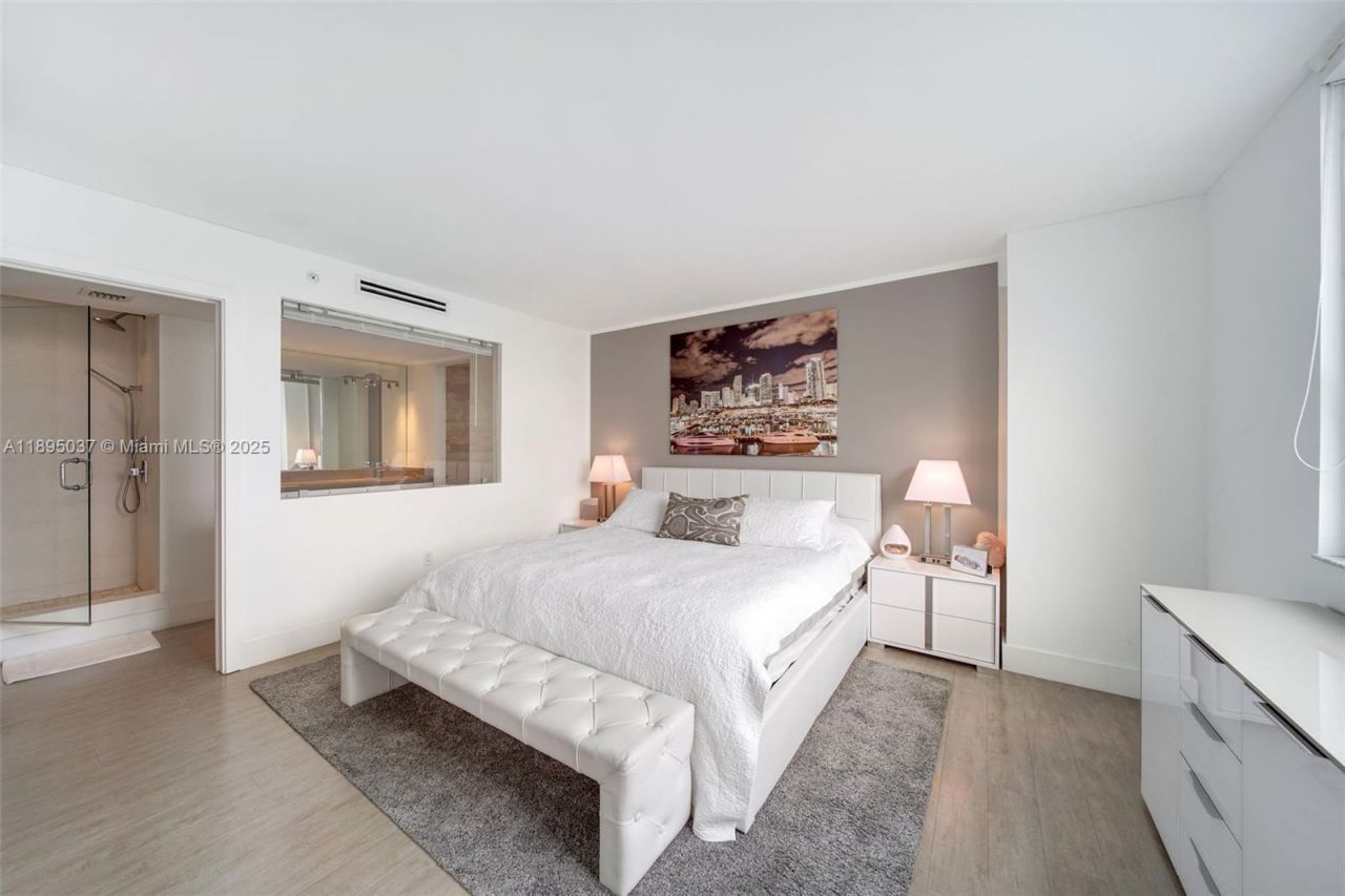 650 West Ave, Unit 2107, Miami Beach, FL 33139 Photo