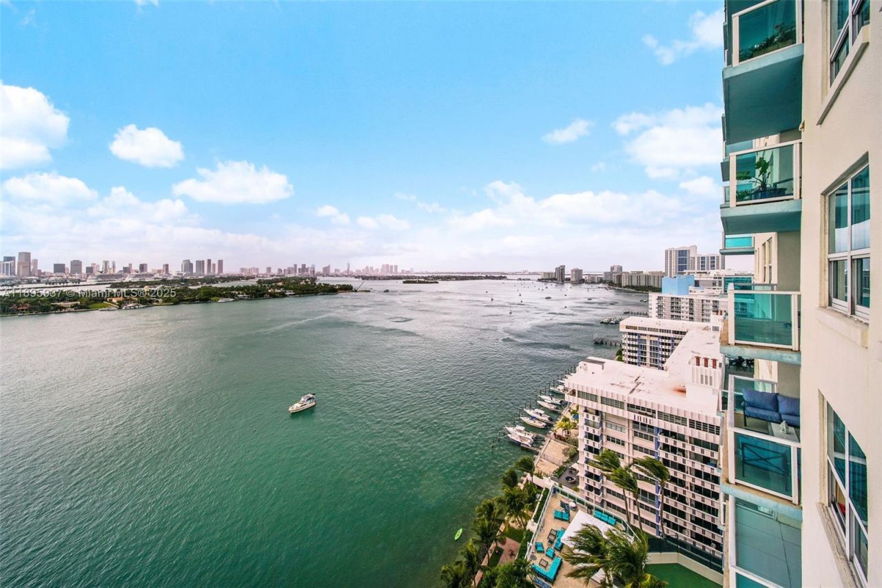 650 West Ave, Unit 2107, Miami Beach, FL 33139 Photo