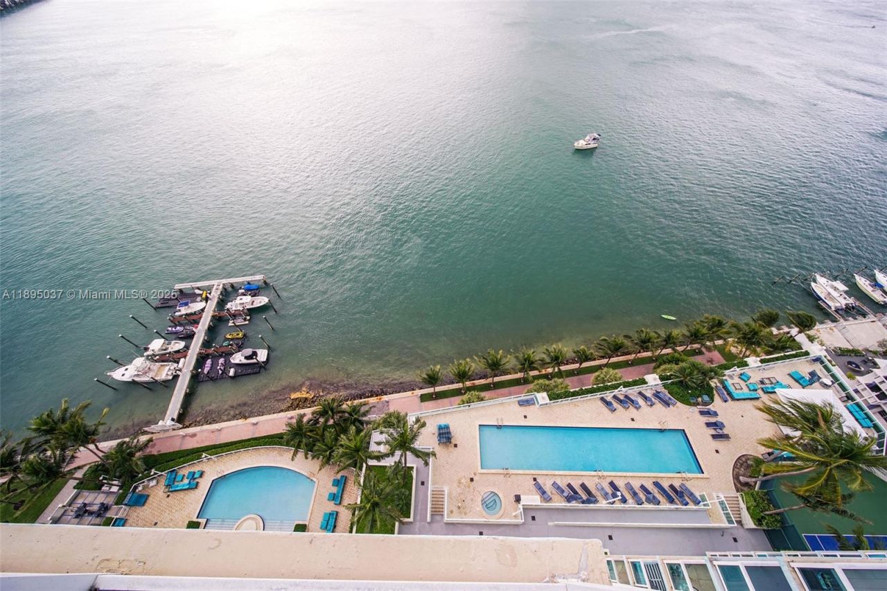 650 West Ave, Unit 2107, Miami Beach, FL 33139 Photo