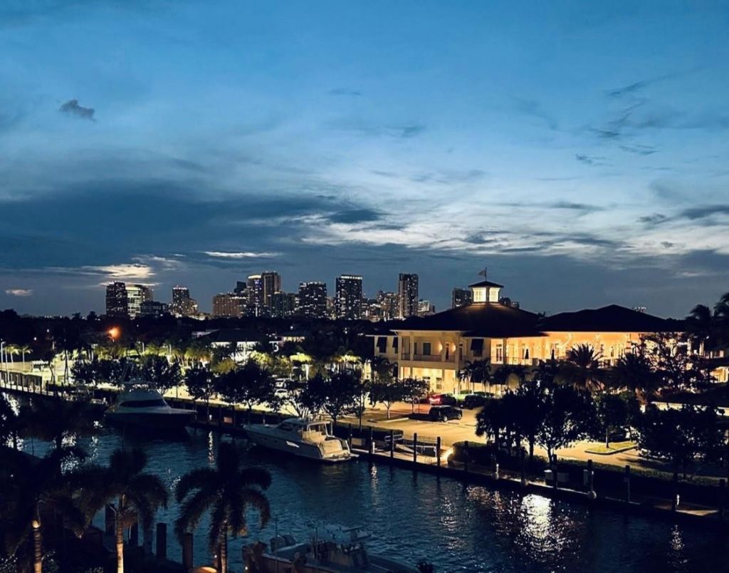 1701 SE 12th Court, Fort Lauderdale, FL 33316 Photo