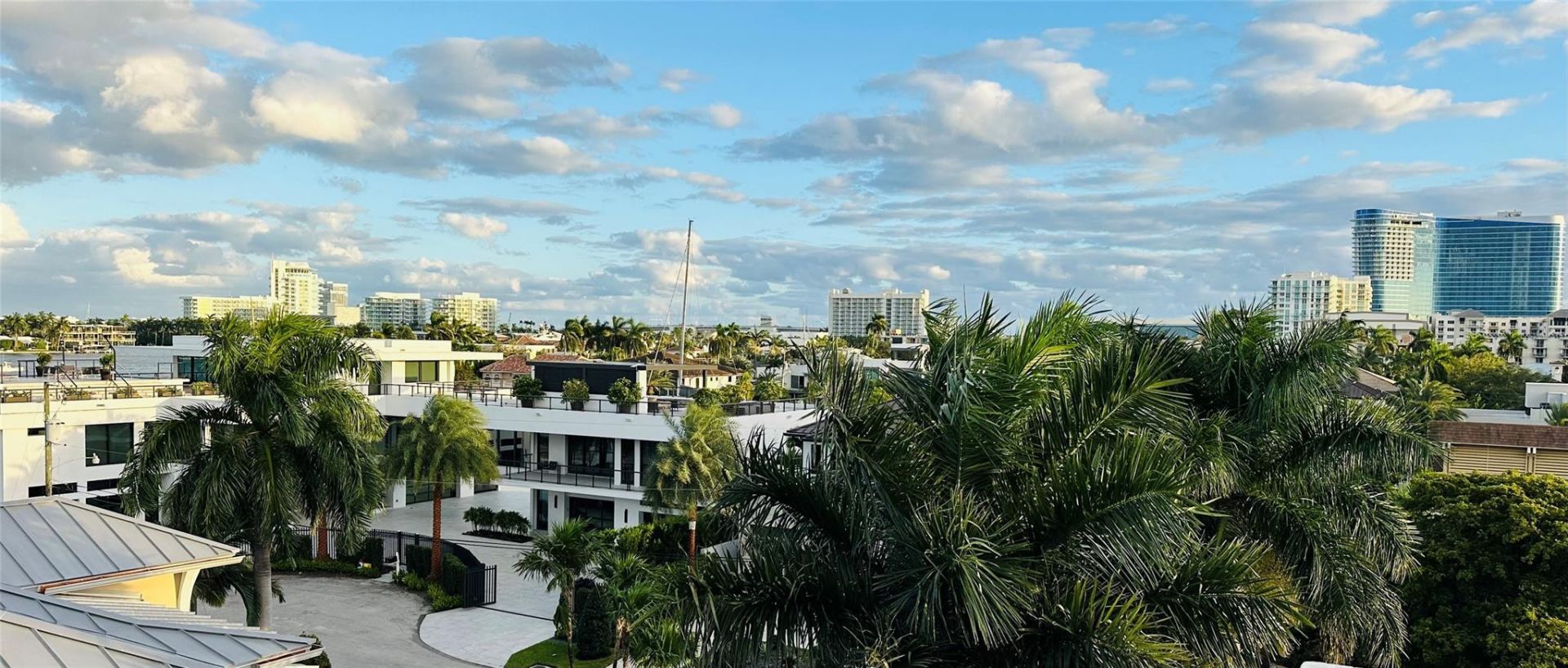 1701 12th Court, Fort Lauderdale, FL 33316 Photo