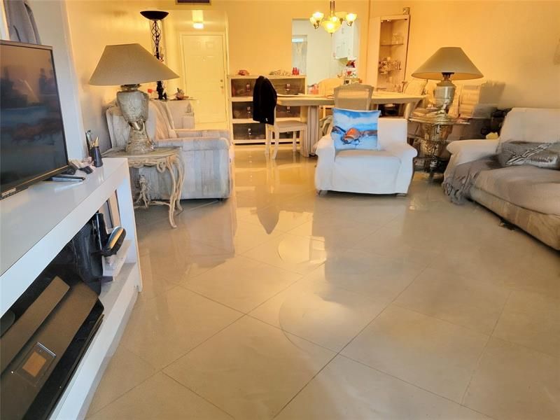 5945 Del Lago Circle, Unit 105, Sunrise, FL 33313 Photo