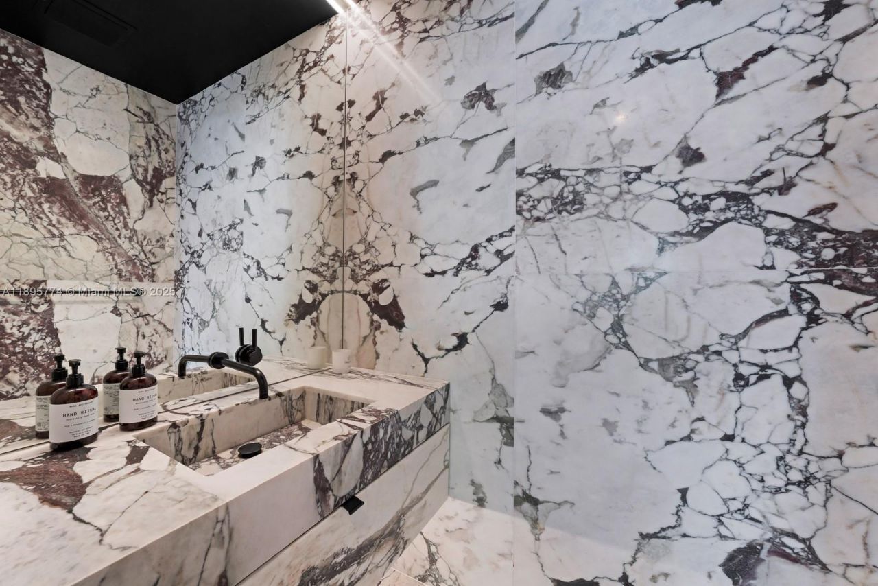 1300 Monad Ter, Unit 3B, Miami Beach, FL 33139 Photo