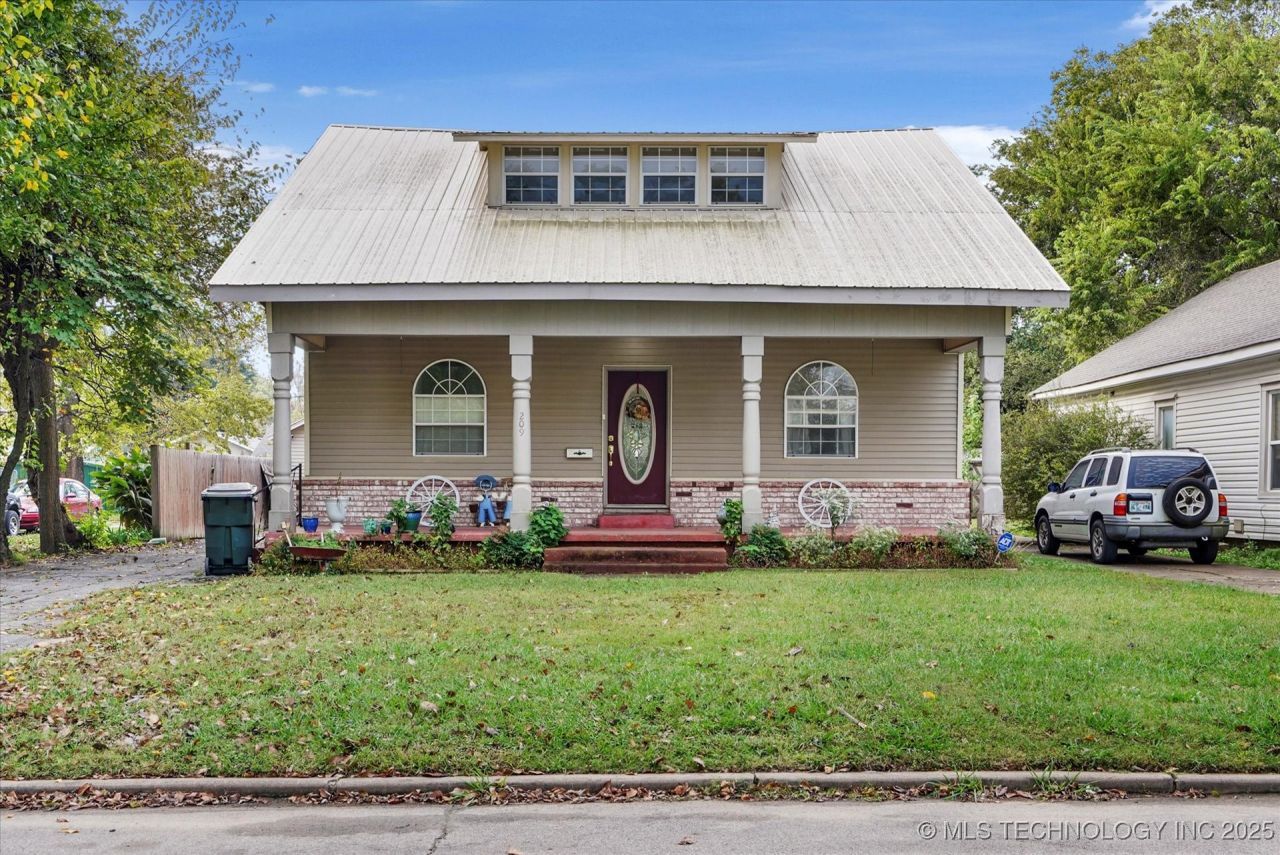 209 W 3rd Street, Skiatook, OK 74070 Main Photo