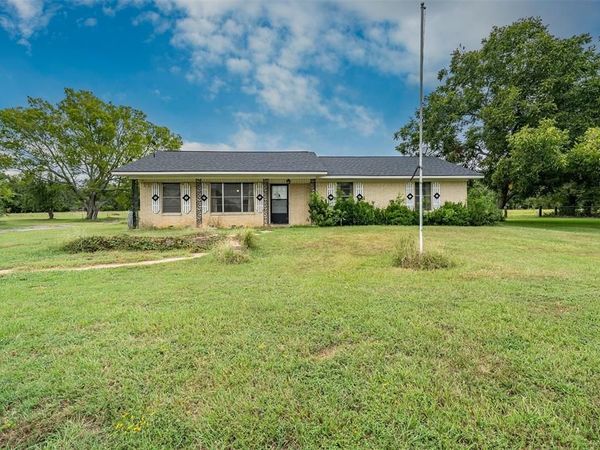 3015 E US Highway 80, Mineola, TX 75773