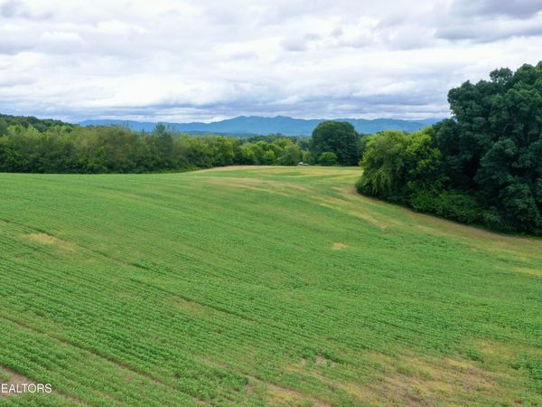 141 Saratoga Drive, Maryville, TN 37804