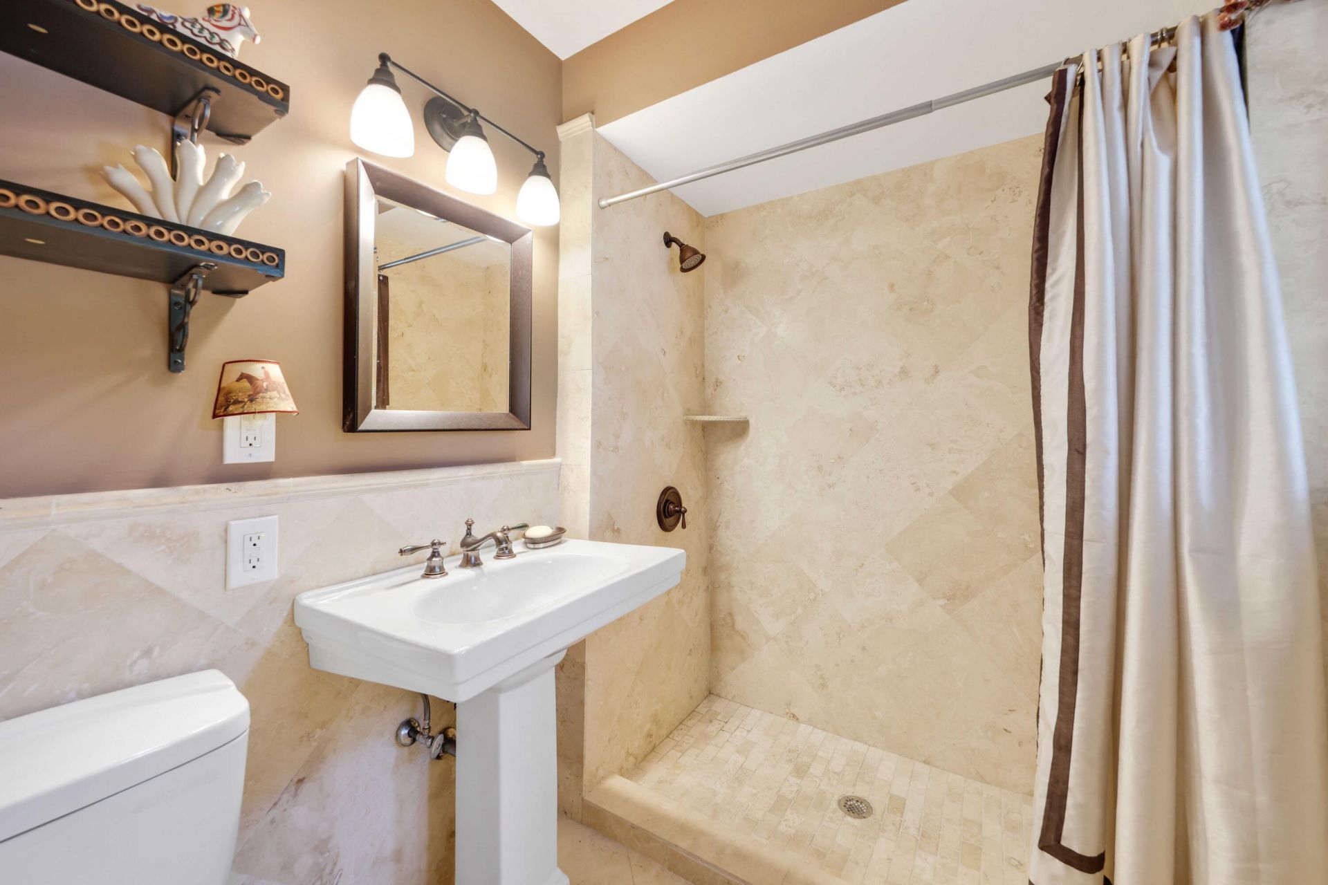 36 Country Road, Village of Golf, FL 33436 Photo