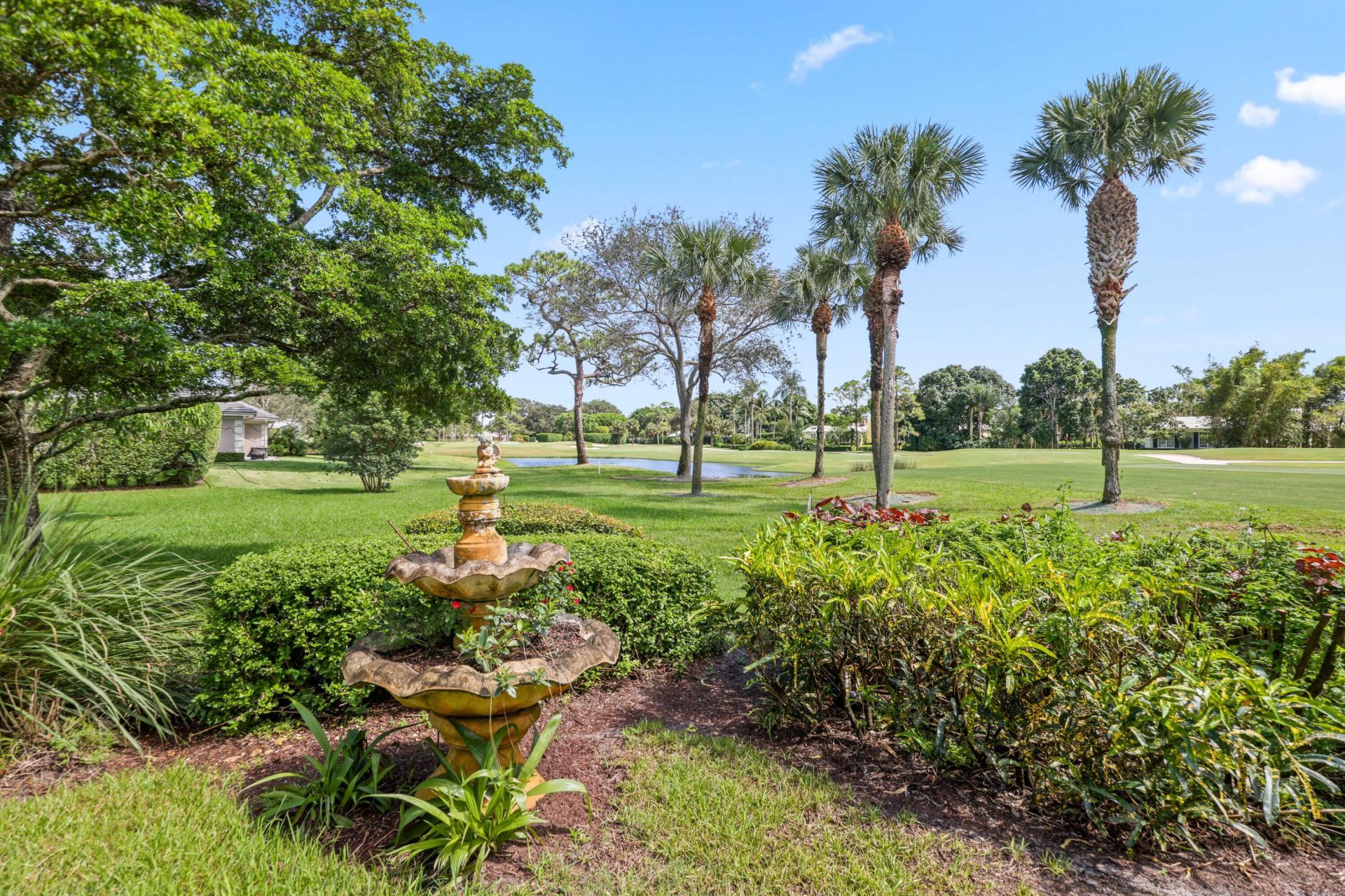 36 Country Road, Village of Golf, FL 33436 Photo