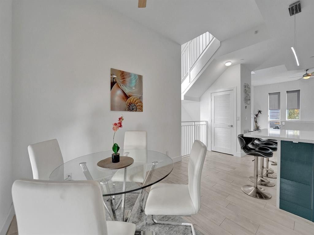 703 SE 16th Court, Fort Lauderdale, FL 33316 Photo