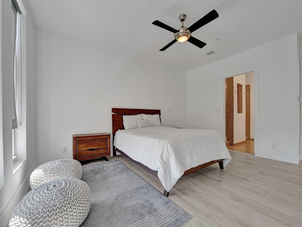 703 SE 16th Court, Fort Lauderdale, FL 33316 Photo