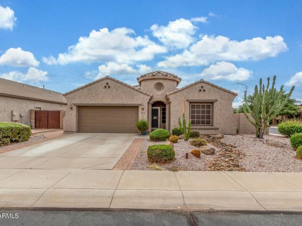 10831 E SYLVAN Avenue, Mesa, AZ 85212