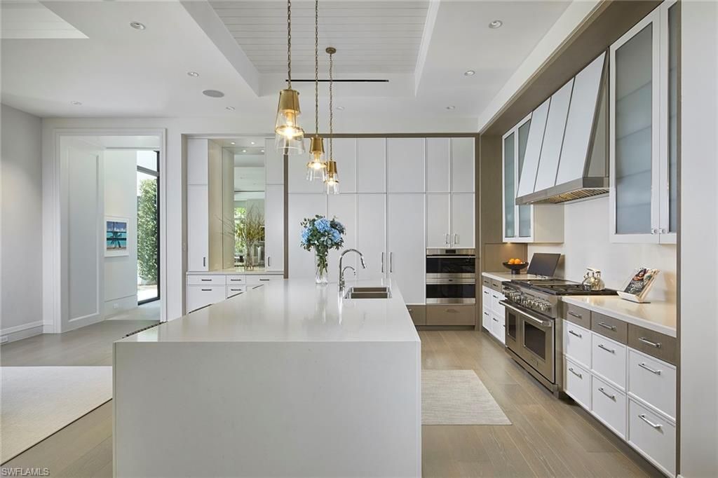 16945 Sud Cortile Ct, Naples, FL 34110 Photo