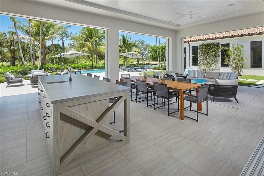 16945 Sud Cortile Ct, Naples, FL 34110 Photo