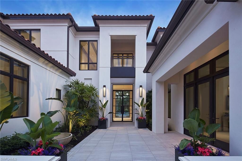 16945 Sud Cortile Ct, Naples, FL 34110 Photo