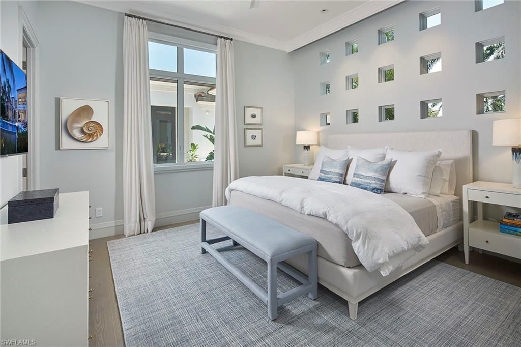 16945 Sud Cortile Ct, Naples, FL 34110 Photo