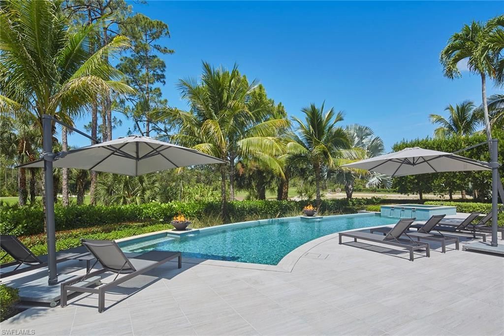 16945 Sud Cortile Ct, Naples, FL 34110 Photo