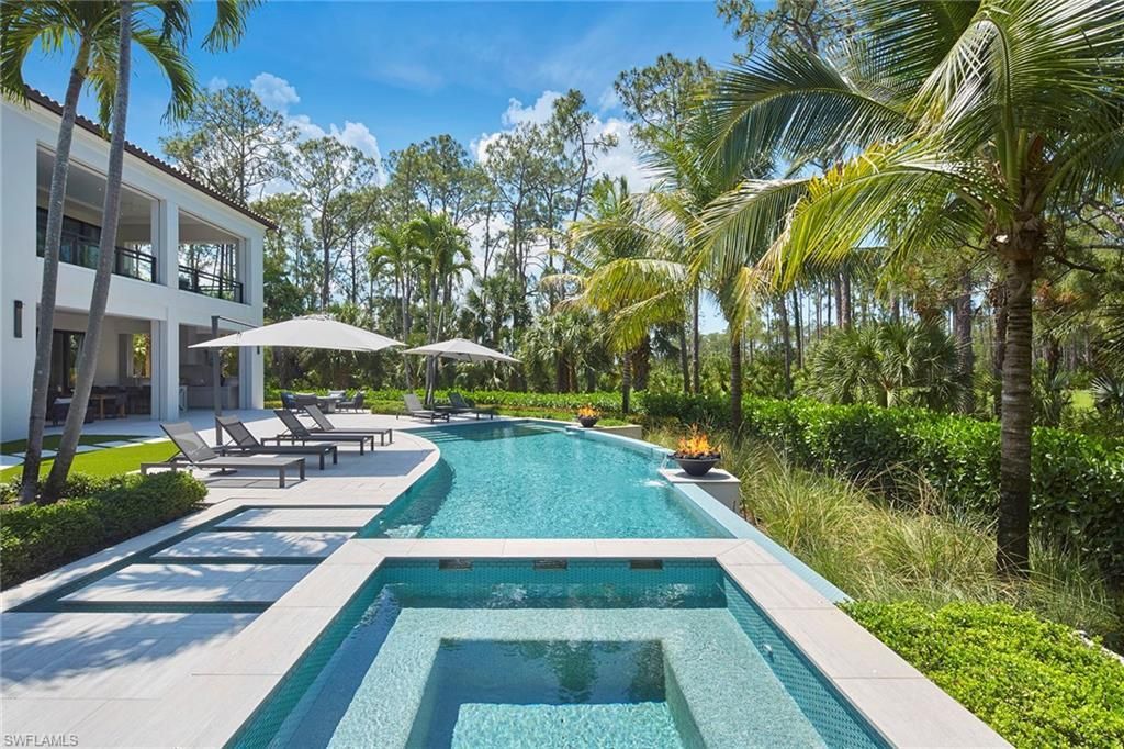 16945 Sud Cortile Ct, Naples, FL 34110 Photo